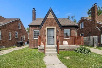 Building Photo - 5766 Nottingham Rd