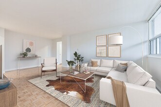 Building Photo - 445 Eglinton Ave E