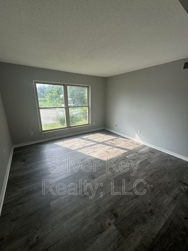 311 Sunset Dr Unit 10, Athens, TN 37303 Condo for Rent in Athens, TN