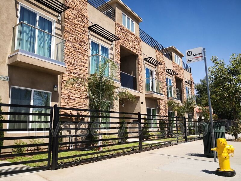 Foto principal - 4139 Rosemead Blvd