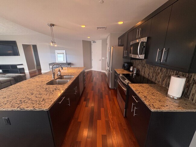 Foto del edificio - 335 Bridge St NW