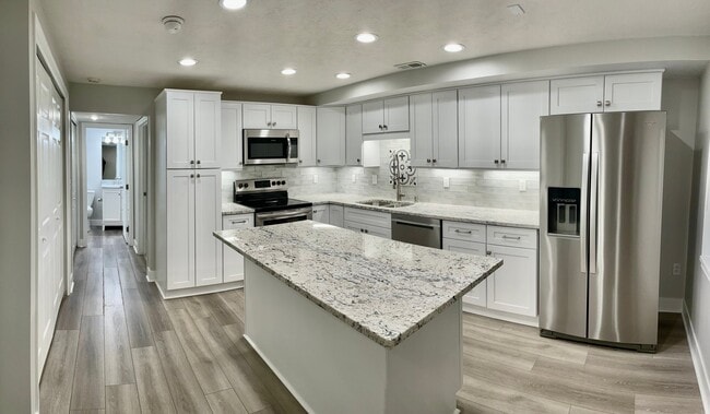 Photo - 350 Bricker Dr (Draper, UT) House