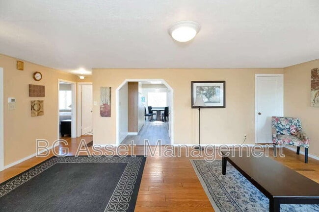 Building Photo - 6606 Aqua Vista Ct