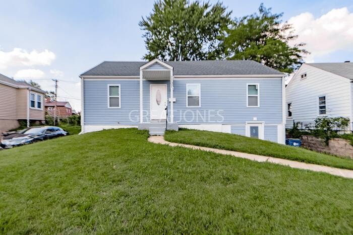 Primary Photo - 7707 Brocton Ct