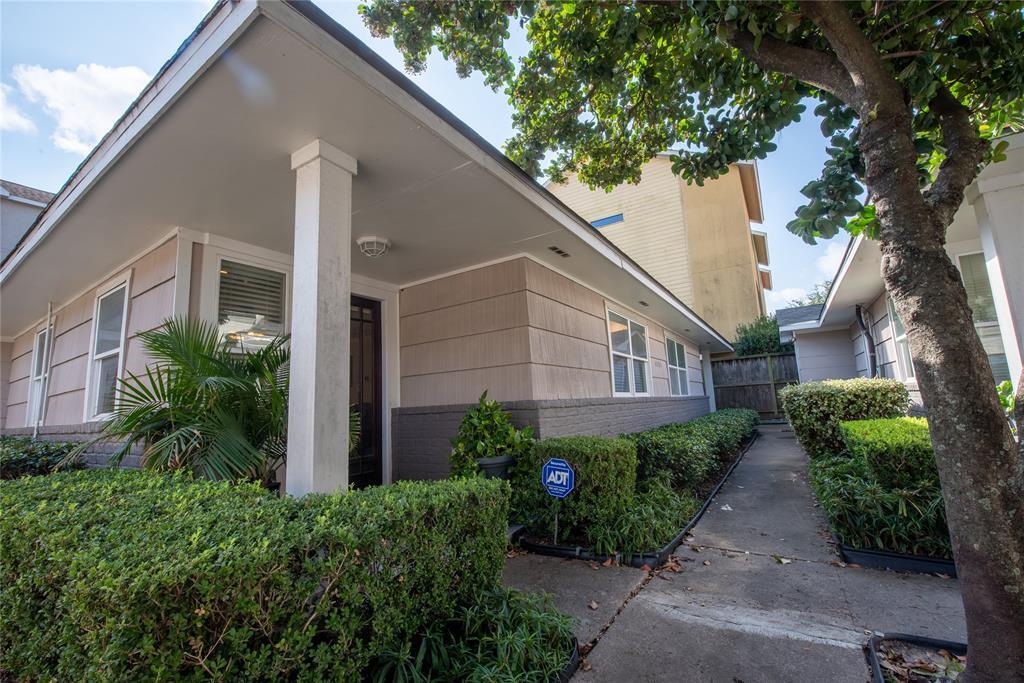 Foto principal - 4405 Marina St