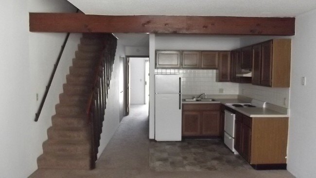 Interior Photo - 57-72 Village Ct