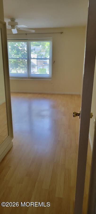 Foto del edificio - 61 Essex Dr