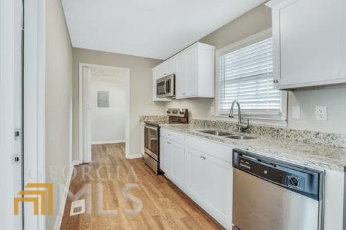 Foto del edificio - 3898 Rosedale Ln