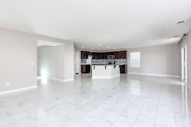 Building Photo - 2701 Candleberry Way