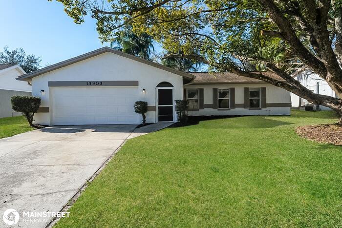 Foto principal - 13903 Briardale Lane, Tampa, FL 33618