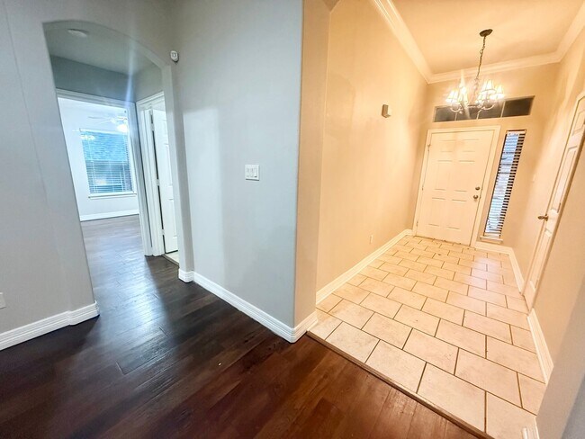 Foto del edificio - 4 bedroom near South Tyler!