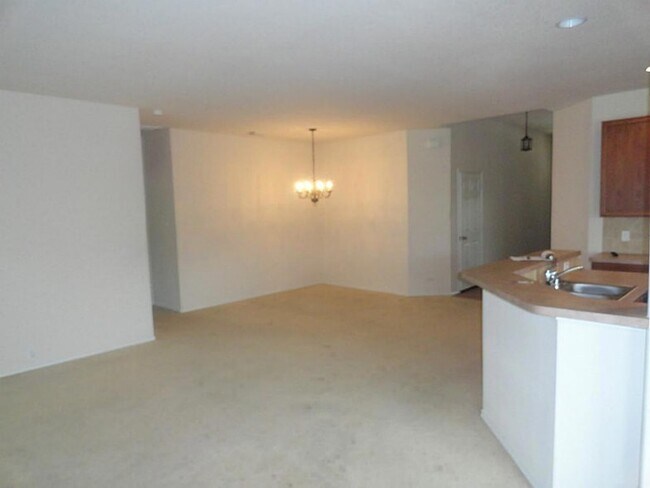 Foto del edificio - 3015 Acacia Fair Ln