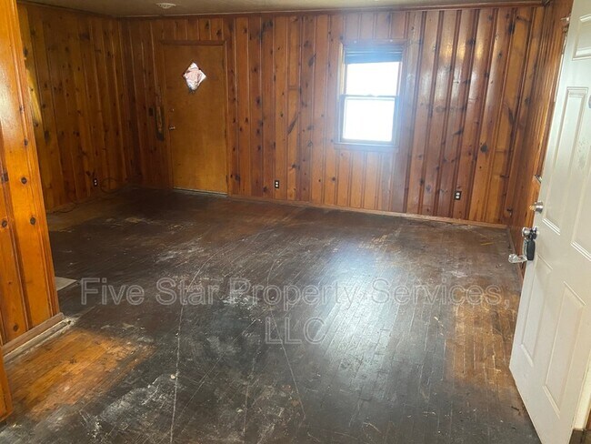 Foto del edificio - 730 N Dirksen Pkwy