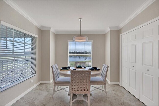 Foto del edificio - HLB14050-223