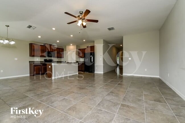 Building Photo - 9633 Sage Creek Drive