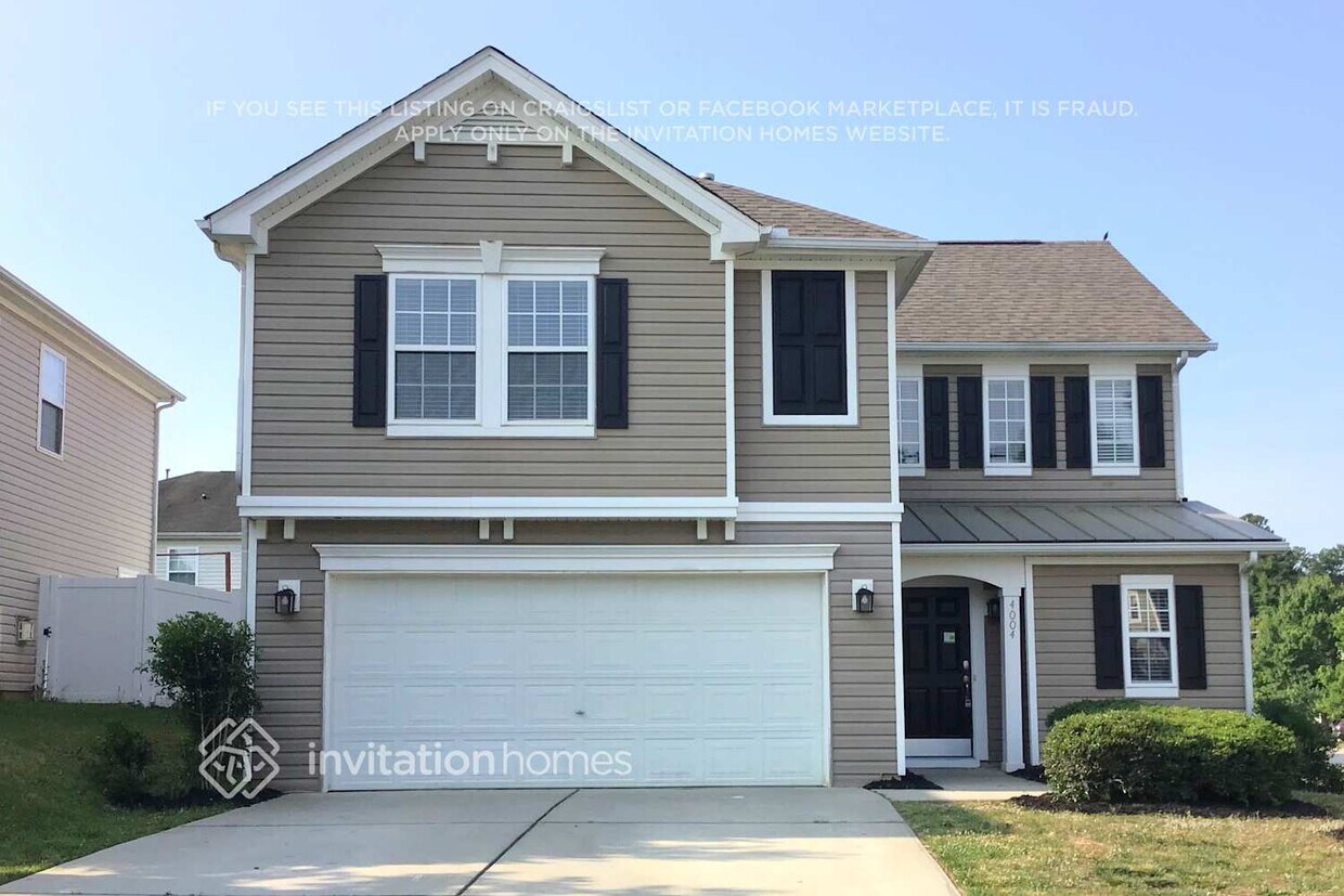 Foto principal - 4004 Flat Sedge Ln