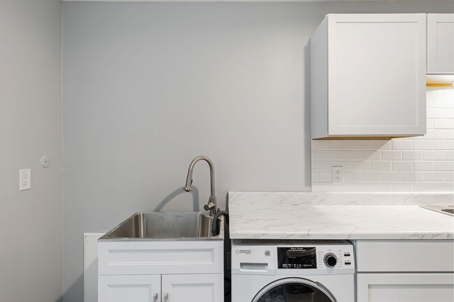 Interior Photo - Altitude West  Apartments