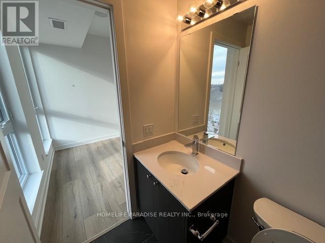 Photo du bâtiment - 312 Erb St. W