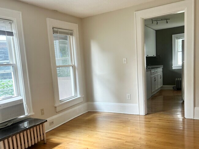 Foto del edificio - 612 Jefferson St NE