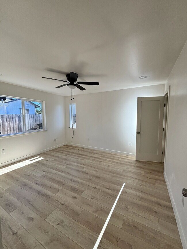 Foto del edificio - 2521 49th Ave