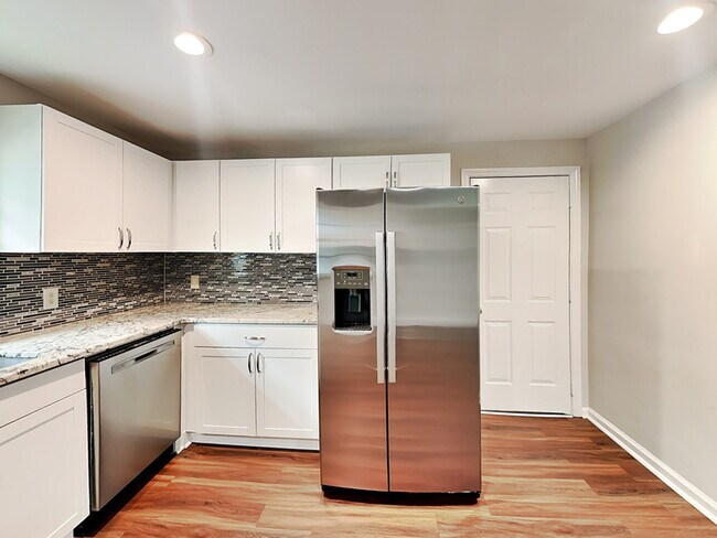 Building Photo - 111 Leathers Cir NW