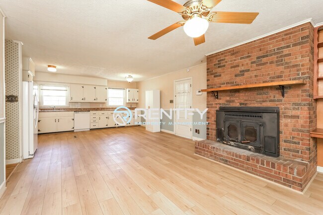 Foto del edificio - 260 Stewart Rd SE