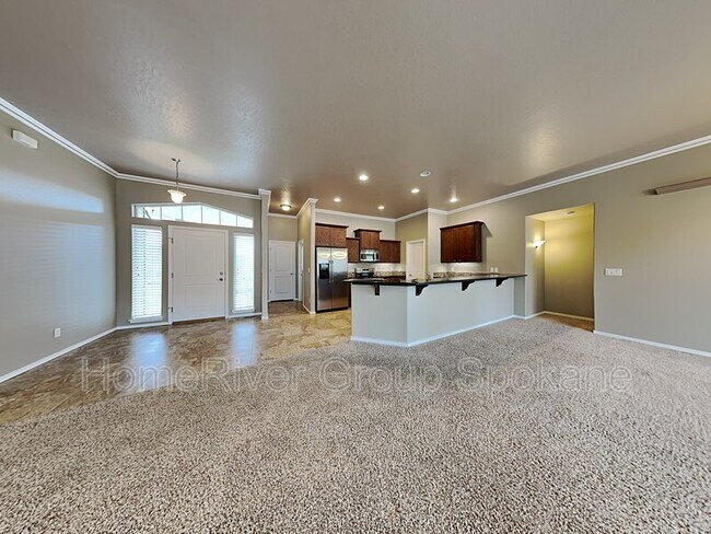 Building Photo - 7611 Diamond Ln