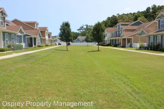 Building Photo - 3 br, 2.5 bath House - 2119 Martlet Lane