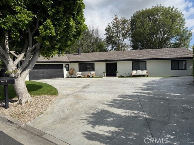 Building Photo - 1530 Robin Way