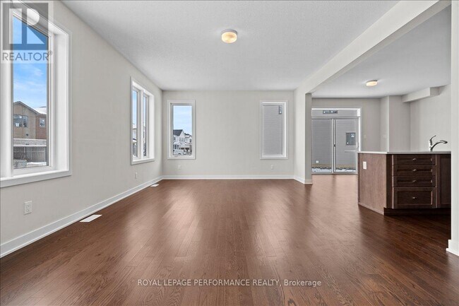 Building Photo - 2031 Checkerspot Ave