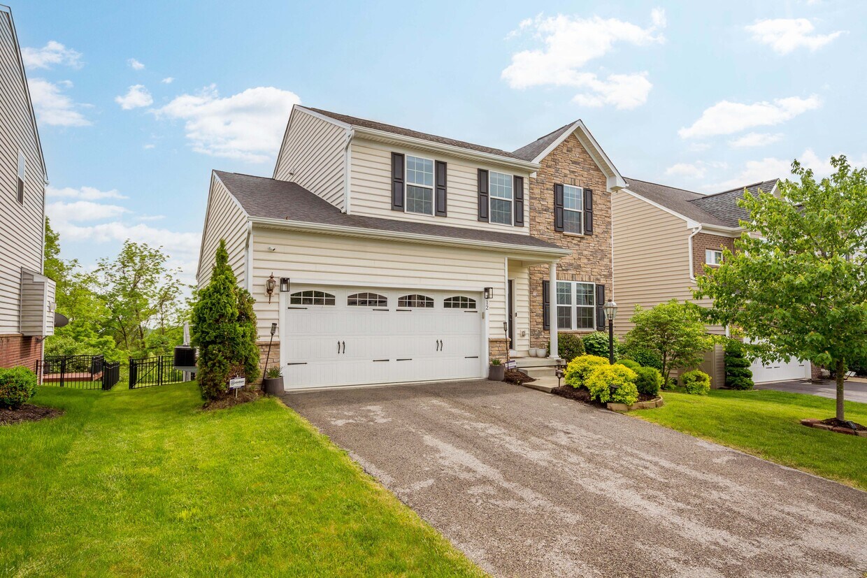 Primary Photo - 312 Sunrise Dr