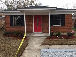Building Photo - 317 Omega Ave