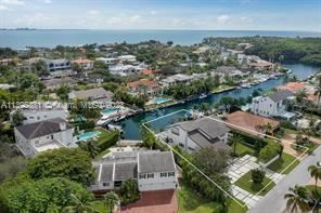Foto del edificio - 6 br, 5 bath House - 6819 Sunrise Pl