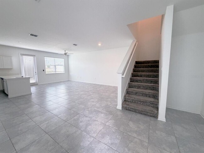 Foto del edificio - 398 Bogey Dr