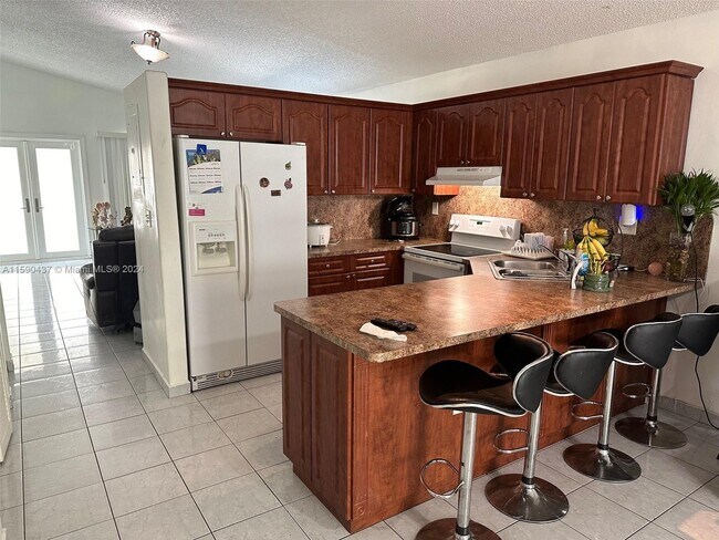 Foto del edificio - 3116 W 73rd Pl