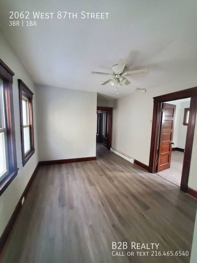 Foto del edificio - 2062 W 87th St