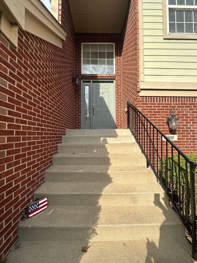 Foto del edificio - Spacious 2BR/2BA Townhome in Cobblestone For Rent - Two Car Garage!