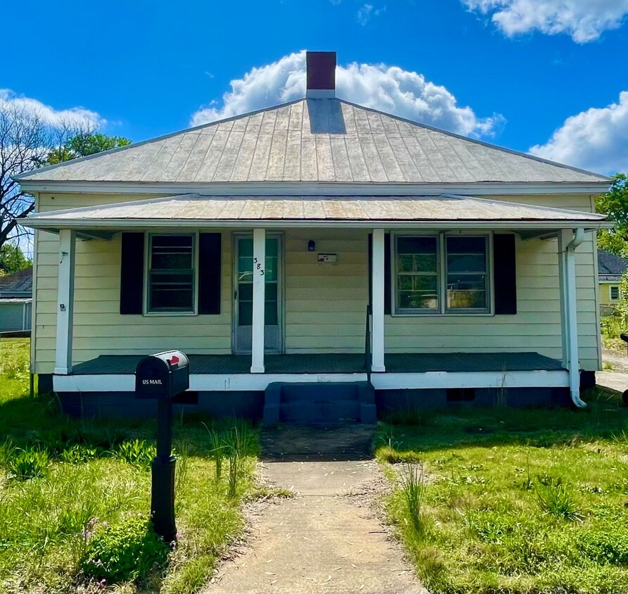 Foto principal - 383 Wesley St