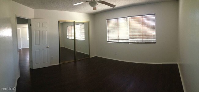 Foto del edificio - 801 Bennett Ave