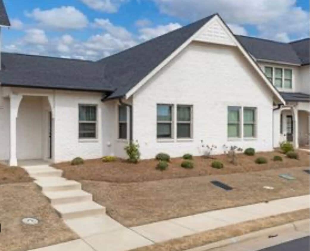 Townhome Available Soon! - Townhome Available Soon!