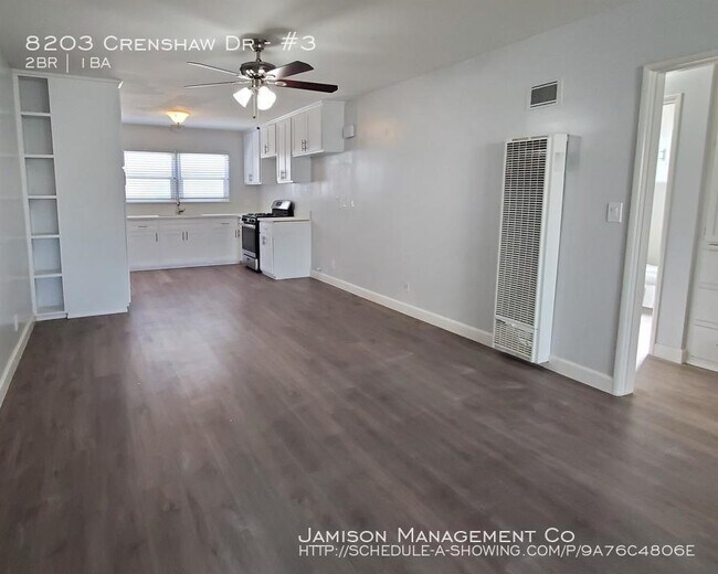 Foto del edificio - 8203 Crenshaw Dr