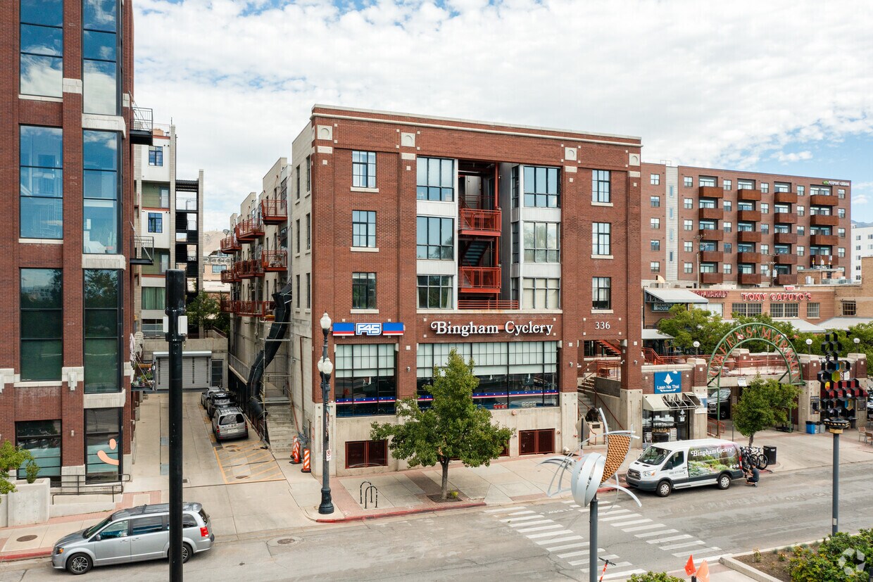 Uffens Marketplace Apartments in Salt Lake City, UT