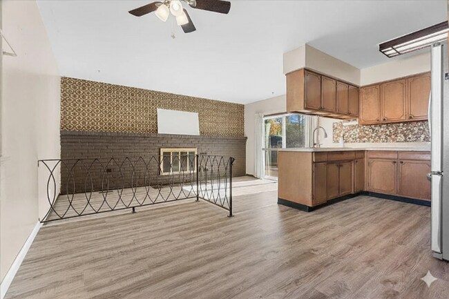 Foto del edificio - 4709 Stillwell Ave