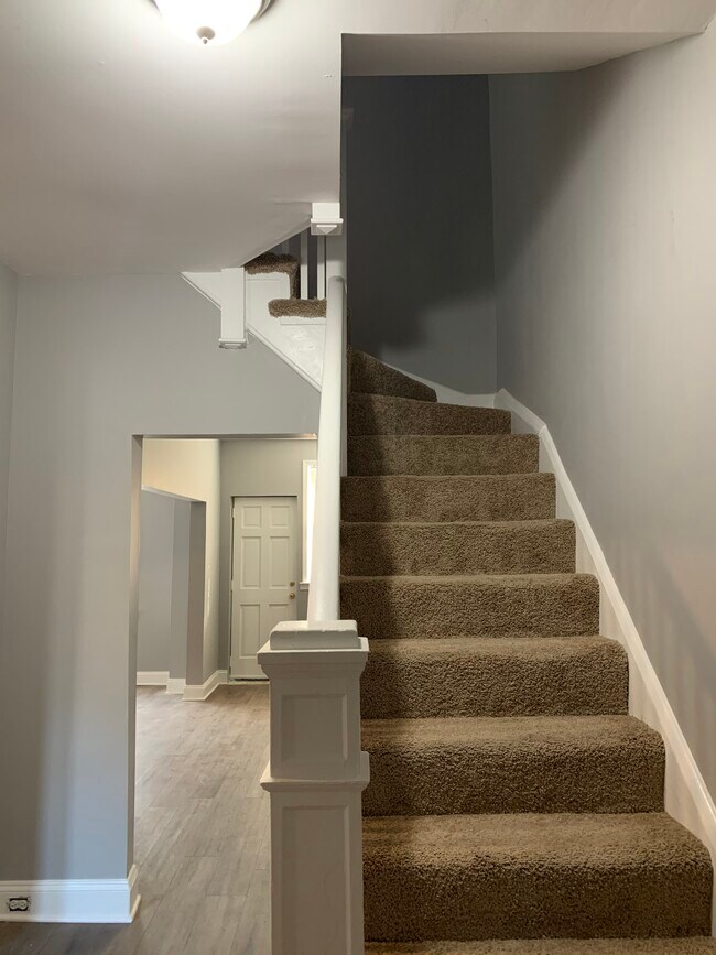 Photo - 3063 Mayfield Ave Townhome