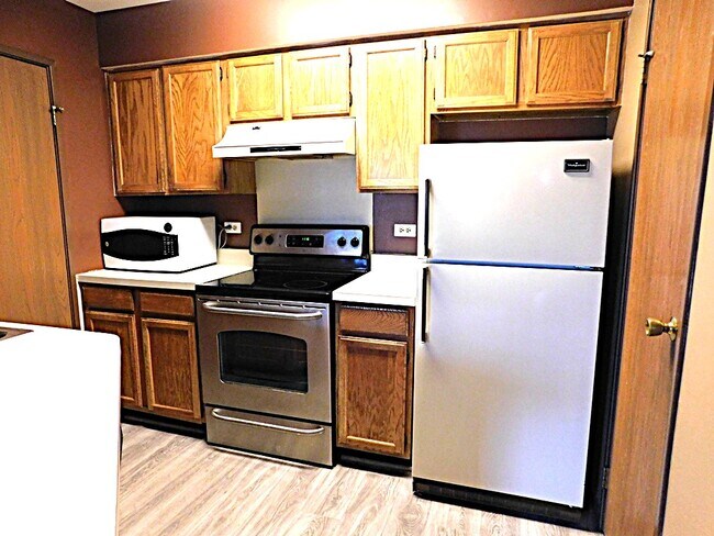 Foto del edificio - 1317 E Wyndham Cir