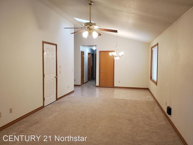 Foto del edificio - 2 br, 2 bath House - 7825 SW 28th Ave