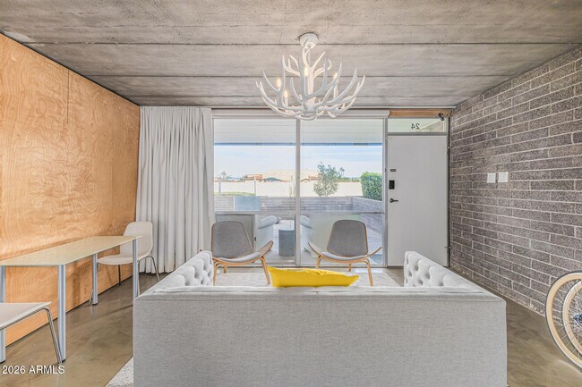 Building Photo - 7601 E 2nd St