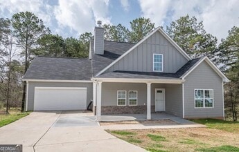 Building Photo - 2446 Remington Dr