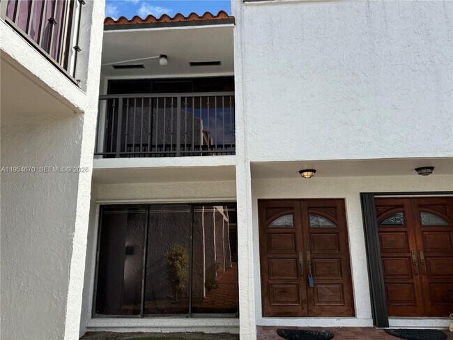 Foto del edificio - 1990 Brickell Ave