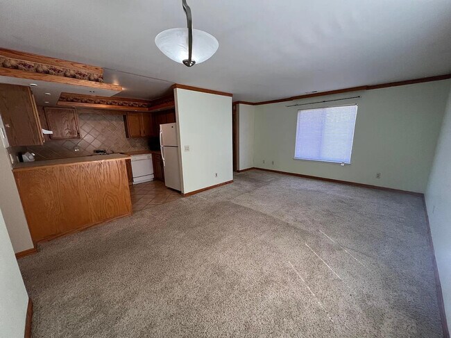 Foto del edificio - 4652 E 10 Mile Rd